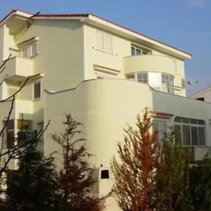 Luka Apartment Baška